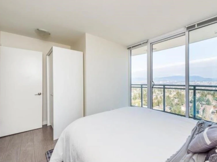 2501-13303 Central Avenue, Surrey, BC, V3T 0K6 - 6