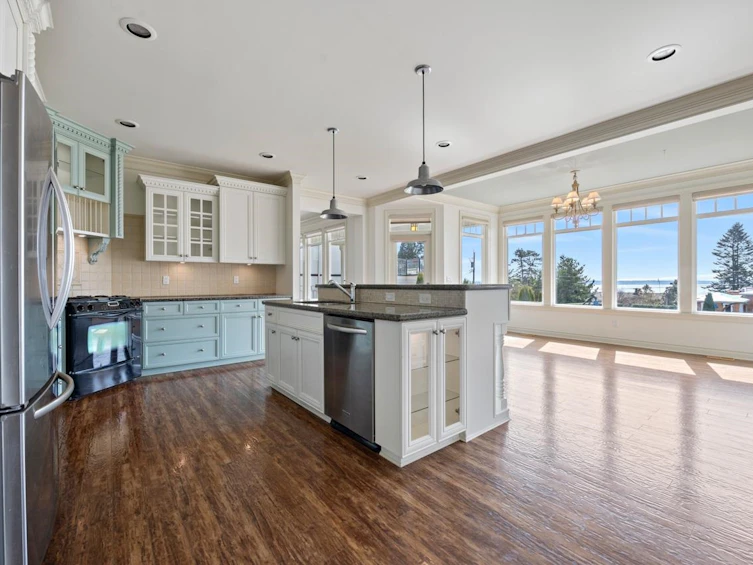 14008 Marine Drive, Surrey, BC, V4B 1A7 - 12