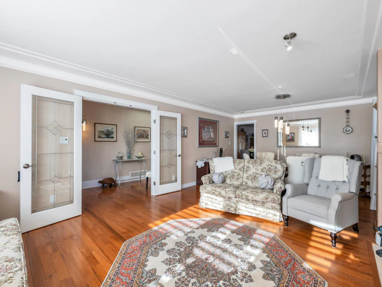 19081 63 Avenue, Surrey, BC, V3S 8G7 - 5