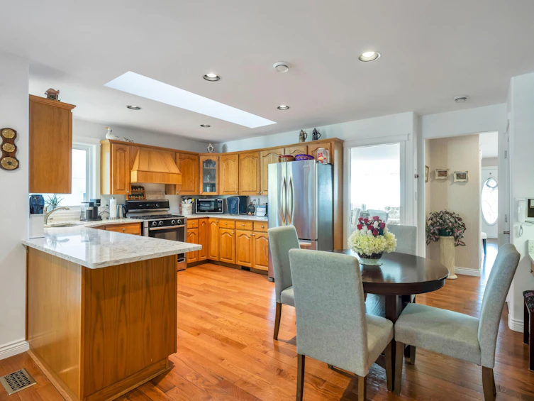 19081 63 Avenue, Surrey, BC, V3S 8G7 - 10