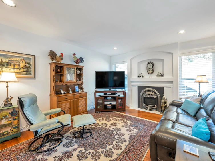 19081 63 Avenue, Surrey, BC, V3S 8G7 - 11