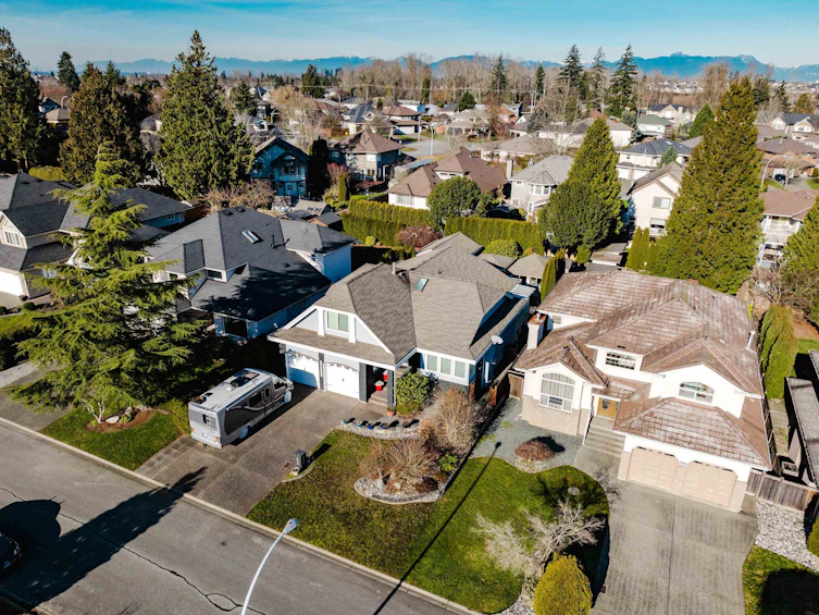 19081 63 Avenue, Surrey, BC, V3S 8G7 - 35