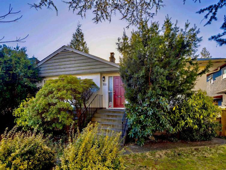 755 E 12th Street, North Vancouver, BC, V7L 2K8 - 2