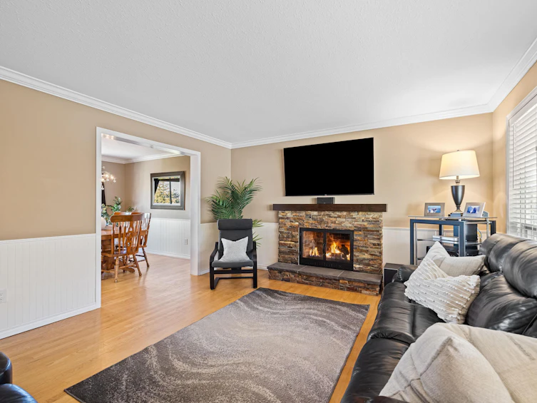 36098 Southridge Place, Abbotsford, BC, V3G 1E2 - 3
