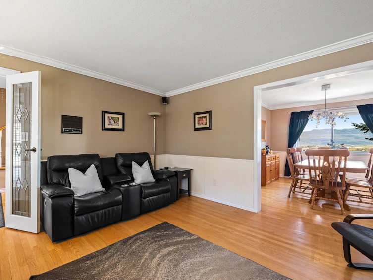 36098 Southridge Place, Abbotsford, BC, V3G 1E2 - 4