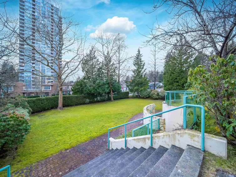 901-7108 Edmonds Street, Burnaby, BC, V3N 4X9 - 24