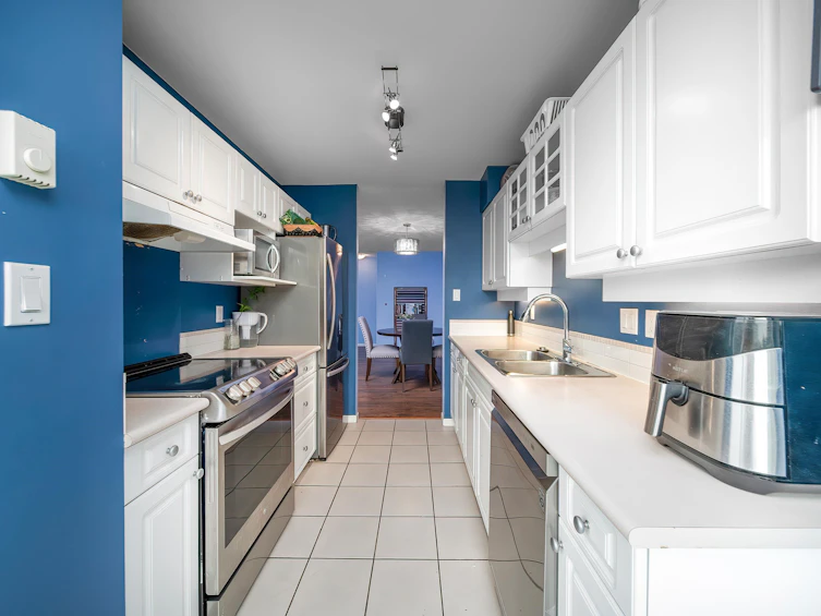 901-7108 Edmonds Street, Burnaby, BC, V3N 4X9 - 11