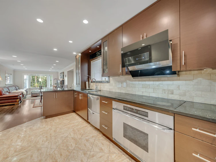 2639 Walton Avenue, Coquitlam, BC, V3B 6M6 - 10