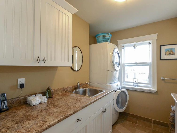 3711 Pleasant Street, Richmond, BC, V7E 2P7 - 34