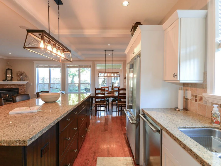 3711 Pleasant Street, Richmond, BC, V7E 2P7 - 7