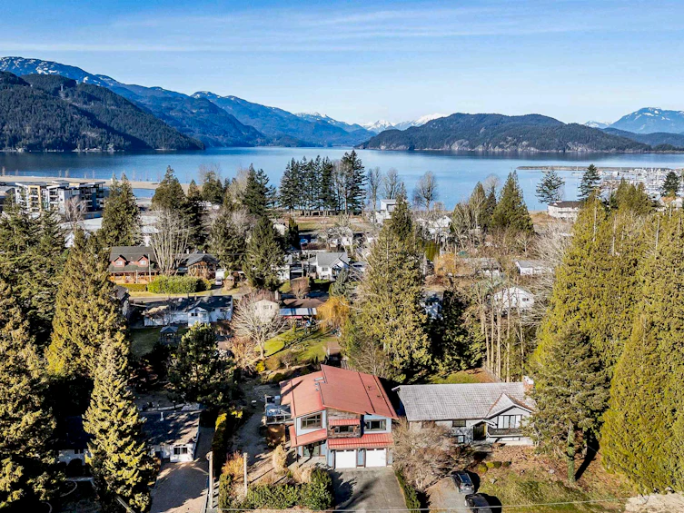 535 Naismith Avenue, Harrison Hot Springs, BC, V0M 1K0 - 6