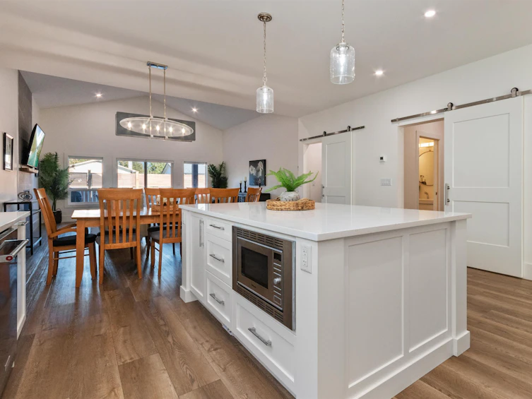 63711 Rosewood Avenue, Hope, BC, V0X 1L2 - 5