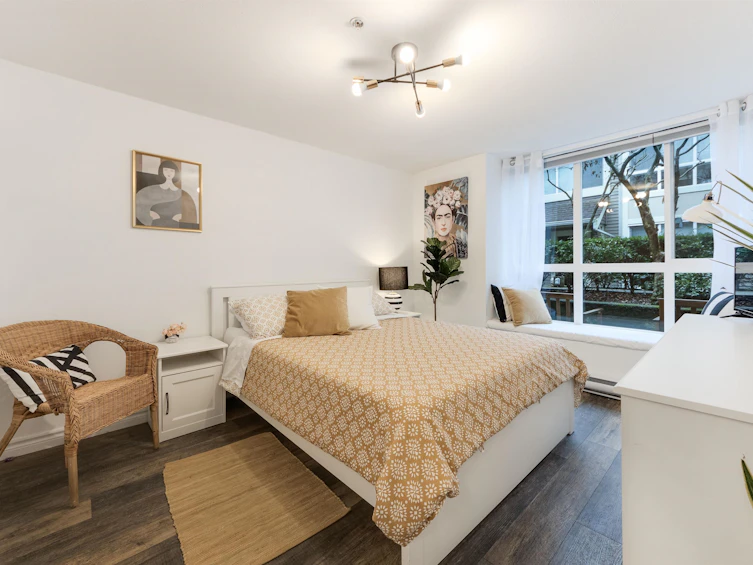 10-1073 Lynn Valley Road, North Vancouver, BC, V7J 1Z6 - 10