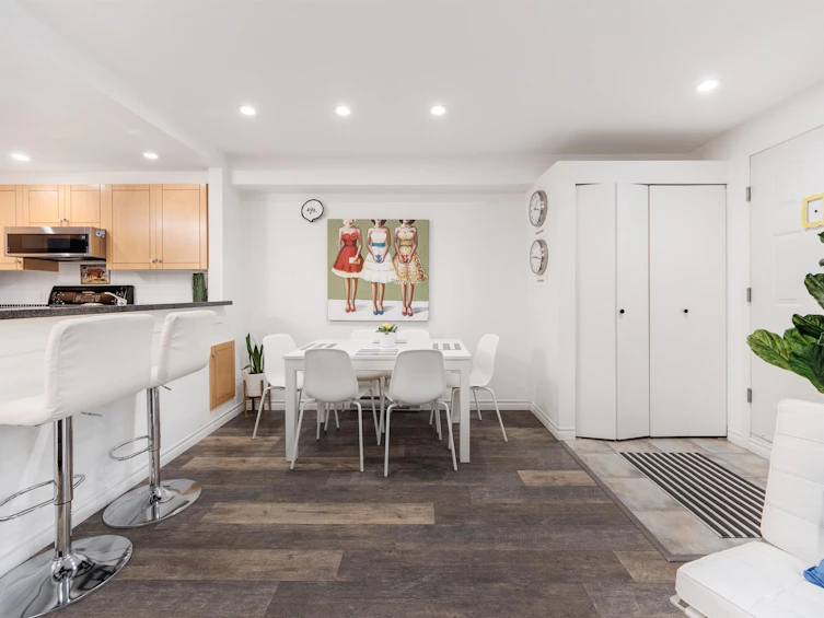 10-1073 Lynn Valley Road, North Vancouver, BC, V7J 1Z6 - 5