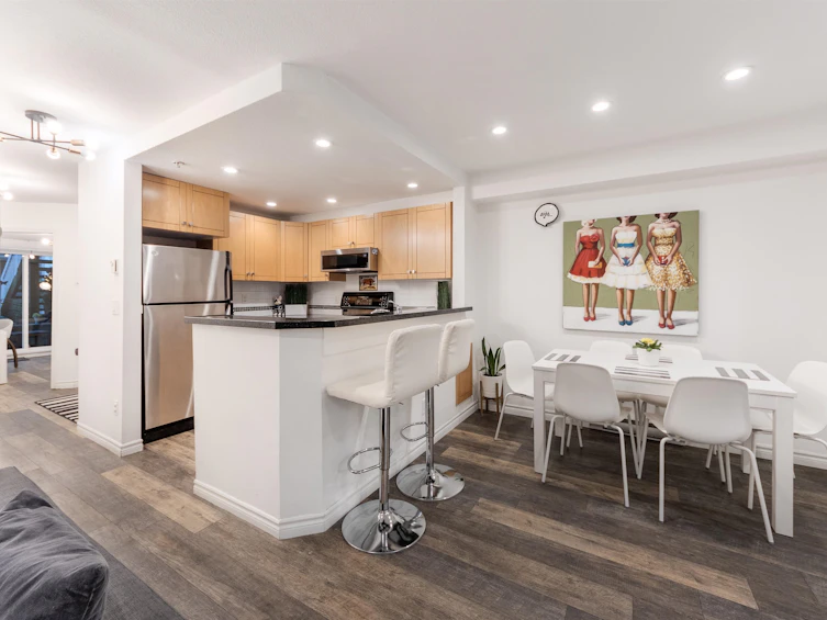 10-1073 Lynn Valley Road, North Vancouver, BC, V7J 1Z6 - 8