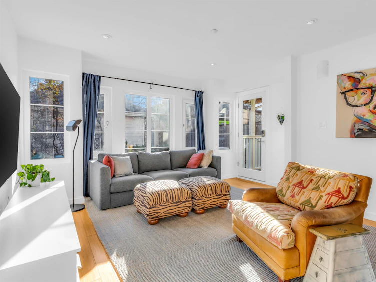 420 W 17th Avenue, Vancouver, BC, V5Y 2A2 - 12