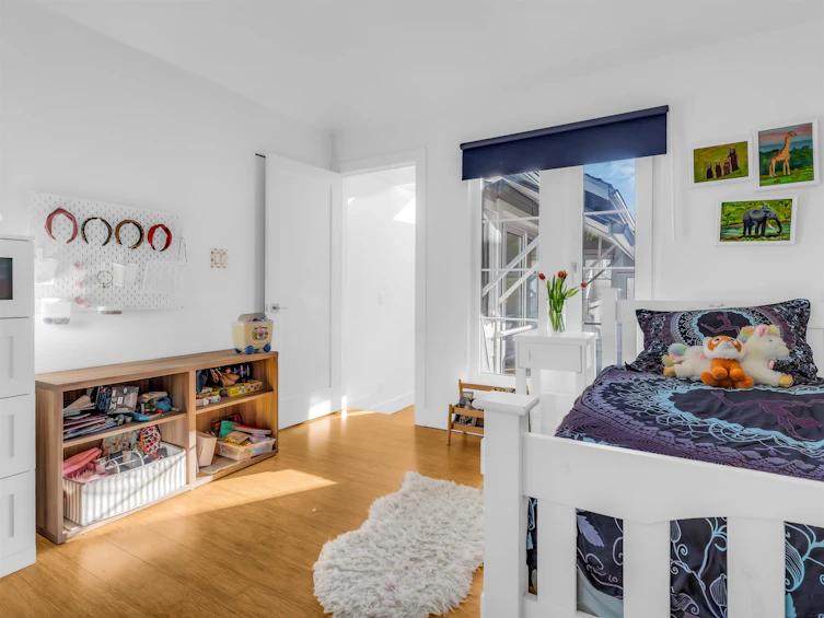 420 W 17th Avenue, Vancouver, BC, V5Y 2A2 - 24