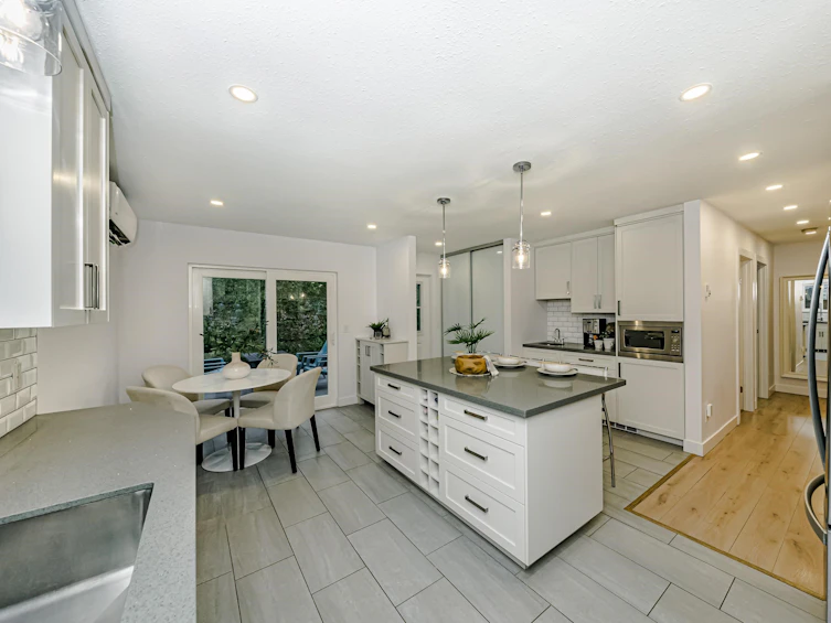20995 92 Avenue, Langley, BC, V1M 2B4 - 6