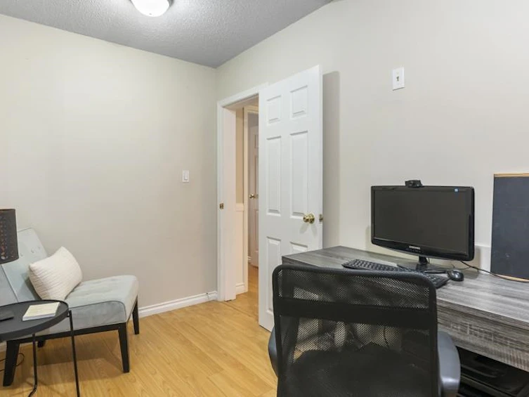 201-7426 138 Street, Surrey, BC, V3W 6G4 - 25