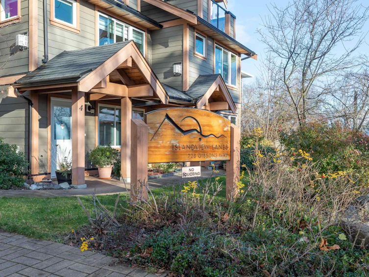 19-728 Gibsons Way, Gibsons, BC, V0N 1V9 - 3