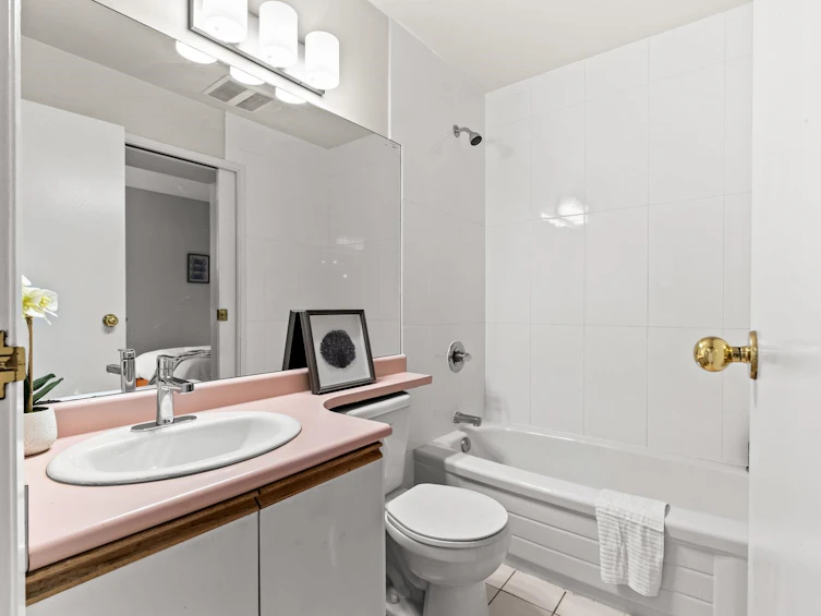 102-1771 Nelson Street, Vancouver, BC, V6G 1M6 - 7
