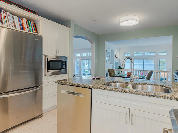 16 Beach Drive, West Vancouver, BC, V8B 1A2 - 19
