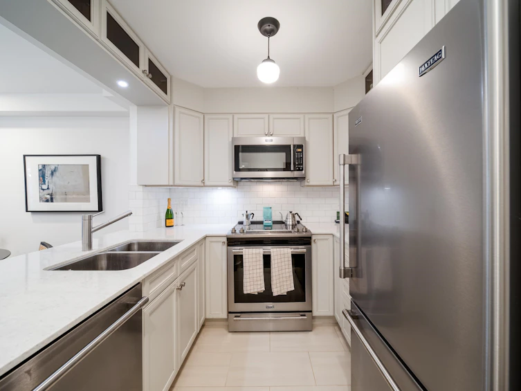 103-2130 W 12th Avenue, Vancouver, BC, V6K 2N2 - 3