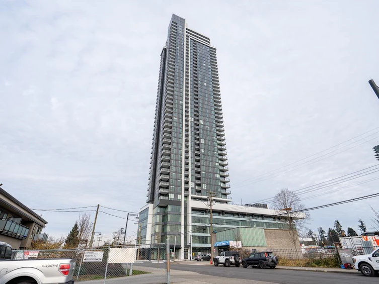 1507-10750 135a Street, Surrey, BC, V3T 0V4