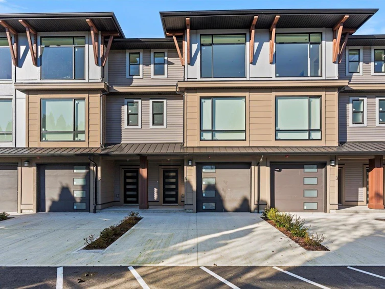 4-9603 Broadway Street, Chilliwack, BC, V2P 5T7