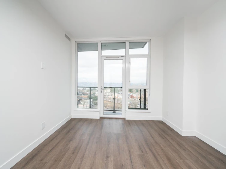 801-10750 135a Street, Surrey, BC, V3T 0V4 - 10