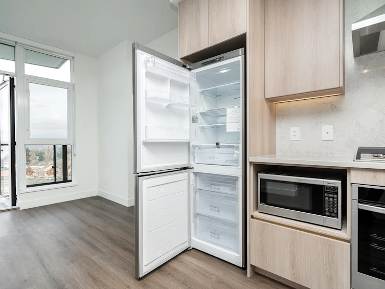 801-10750 135a Street, Surrey, BC, V3T 0V4 - 14