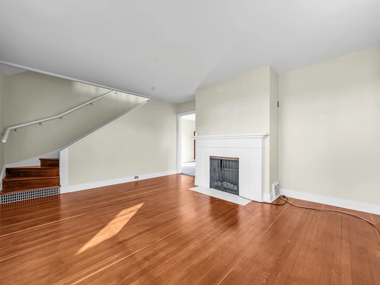 353 E 8th Street, North Vancouver, BC, V7L 1Z2 - 5