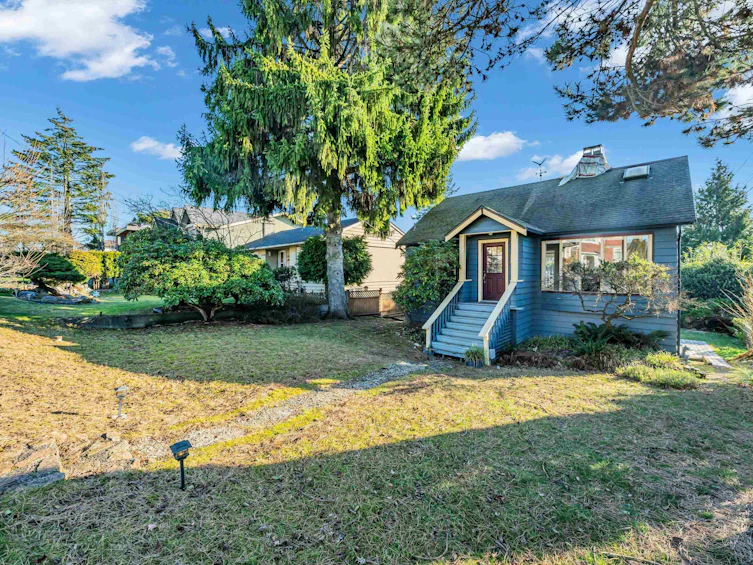 353 E 8th Street, North Vancouver, BC, V7L 1Z2 - 23