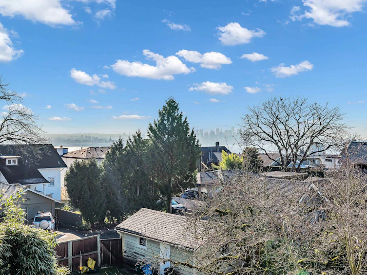 353 E 8th Street, North Vancouver, BC, V7L 1Z2 - 24