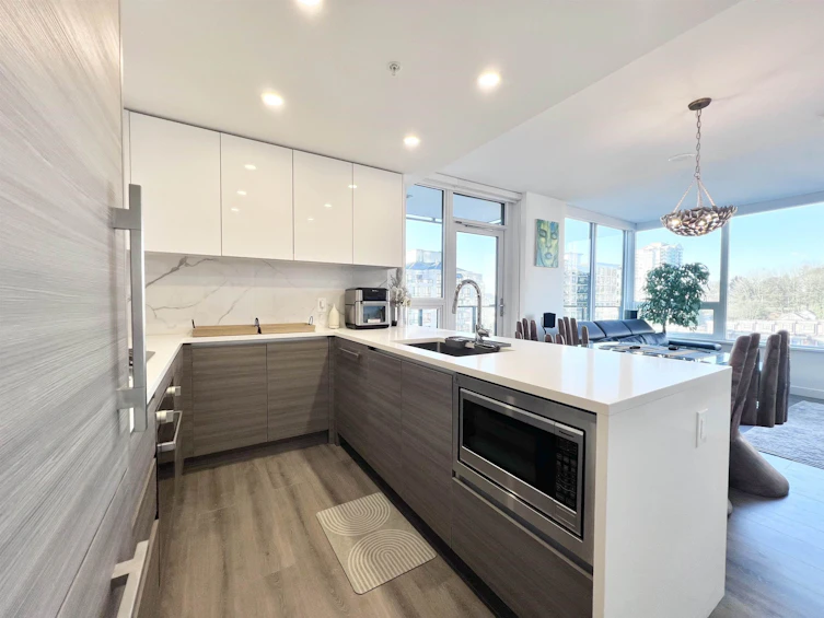 1402-823 Carnarvon Street, New Westminster, BC, V3M 1E9 - 4