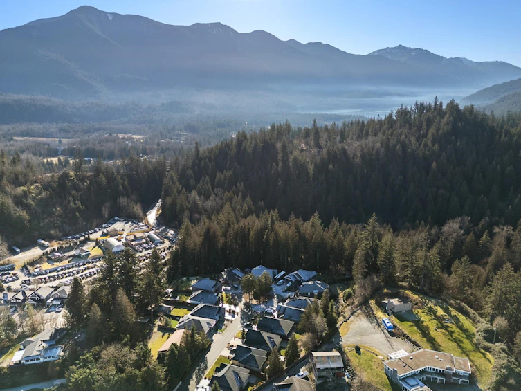 12-45348 Magdalena Place, Cultus Lake, BC, V2R 0K7 - 34