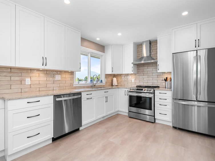 8562 Broadway Street, Chilliwack, BC, V2P 5V5 - 7