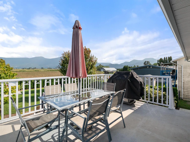 8562 Broadway Street, Chilliwack, BC, V2P 5V5 - 30