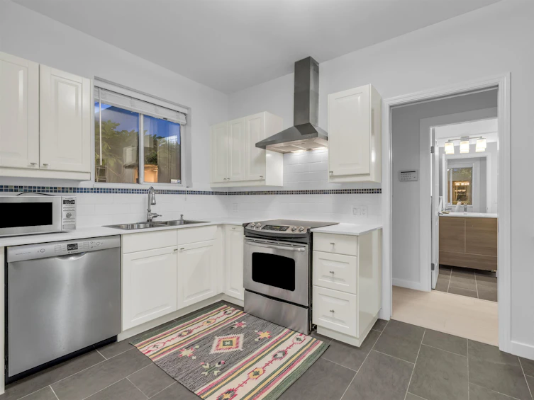 204-3189 Camosun Street, Vancouver, BC, V6R 3X2 - 9