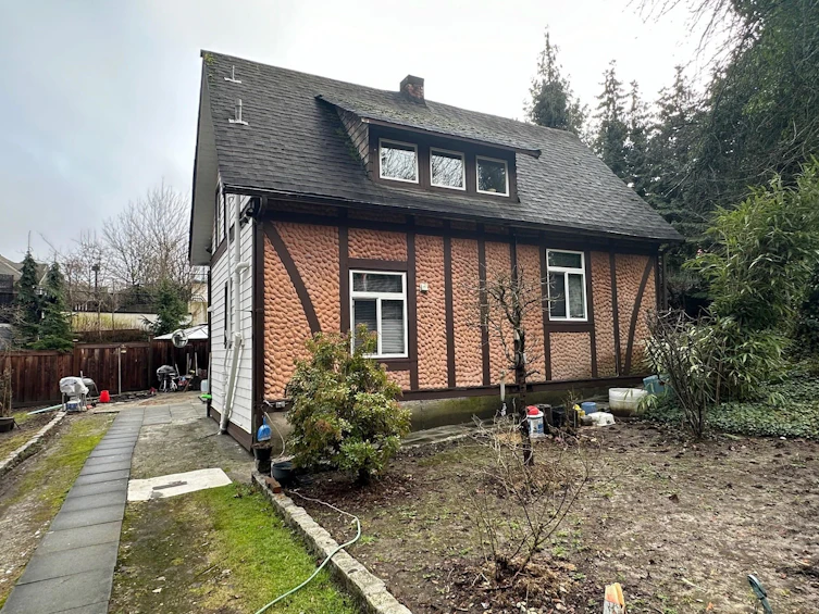 5070 Canada Way, Burnaby, BC, V5E 3N2