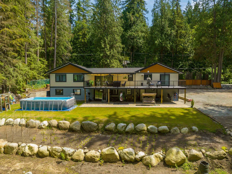11659 272nd Street, Maple Ridge BC V2W 1N1