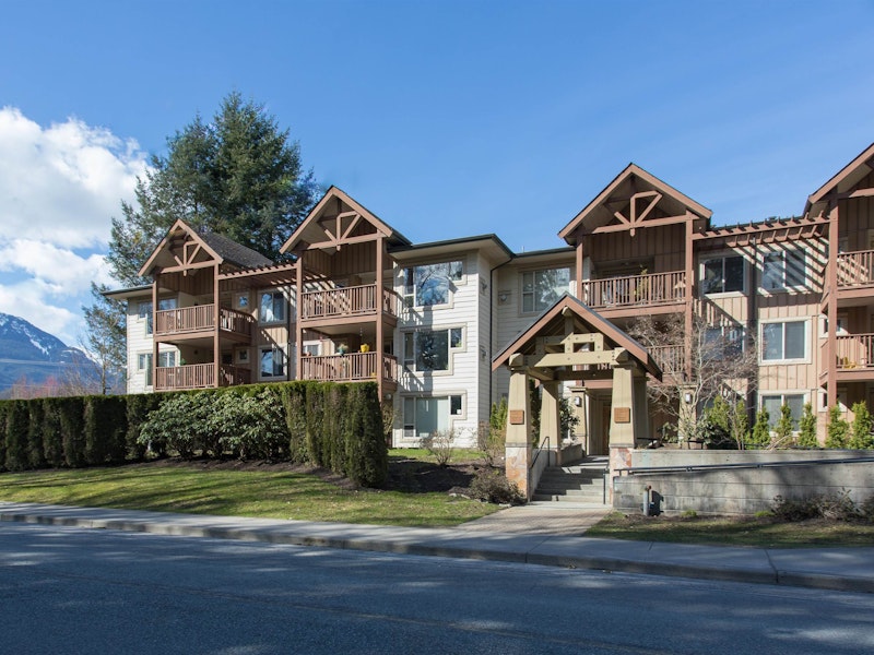 106 - 2323 Mamquam Road, Squamish BC V8B 0H9