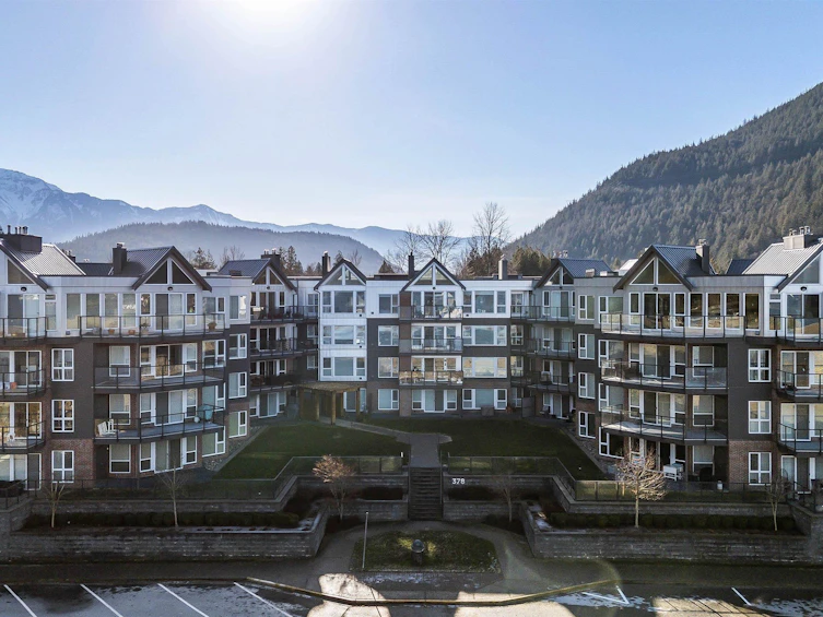 315-378 Esplanade Avenue, Harrison Hot Springs, BC, V0M 1K0 - 3
