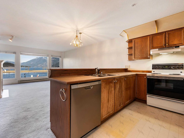 315-378 Esplanade Avenue, Harrison Hot Springs, BC, V0M 1K0 - 7