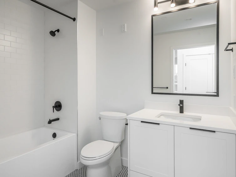105-2425 166 Street, Surrey, BC, V3S 0B8 - 22