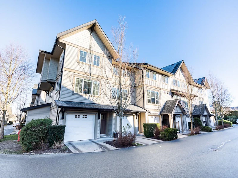 256 - 2501 161a Street, Surrey BC V3Z 7Y6