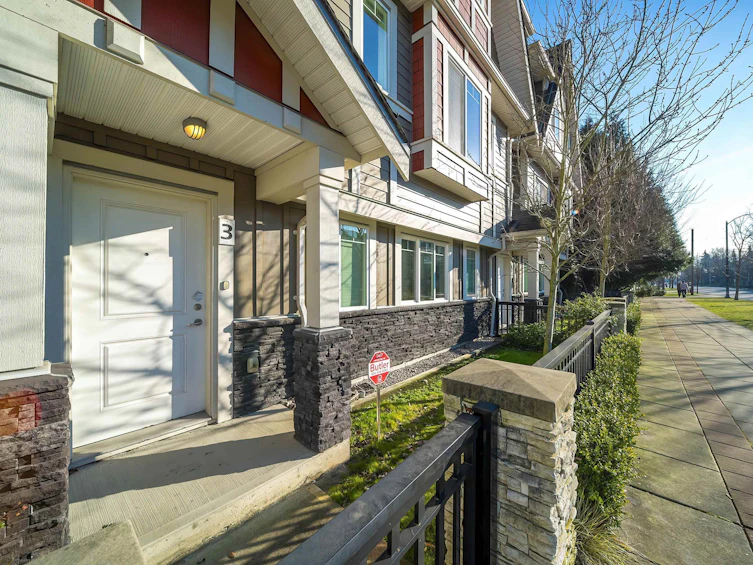 3-9000 General Currie Road, Richmond, BC, V6Y 1M4 - 2