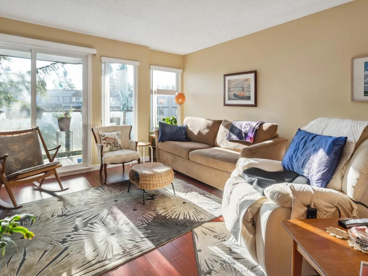 319-1850 E Southmere Crescent, Surrey, BC, V4A 6Y6 - 3