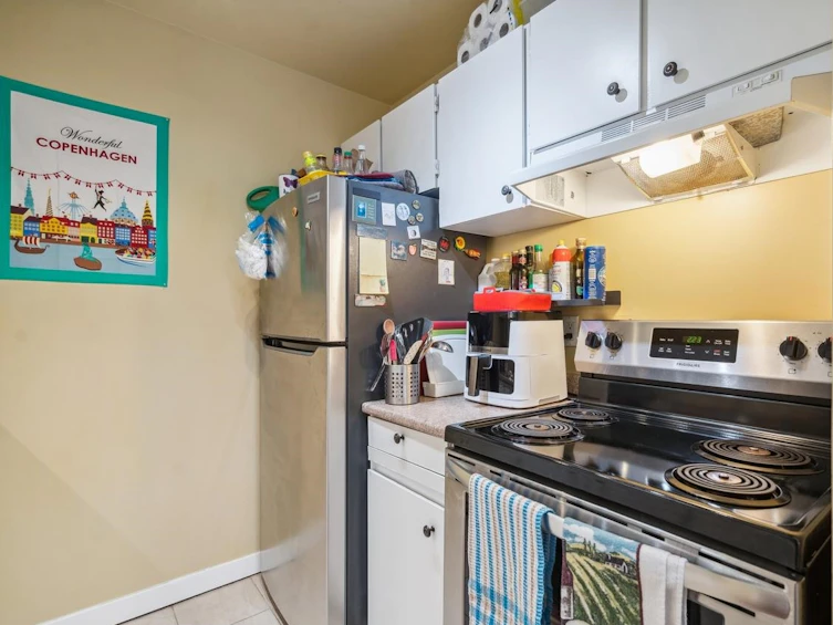 319-1850 E Southmere Crescent, Surrey, BC, V4A 6Y6 - 7
