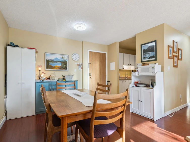319-1850 E Southmere Crescent, Surrey, BC, V4A 6Y6 - 15